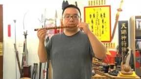 Dizi (Chinese Flute) Lesson - How to Make a Sound? How to Blow it?