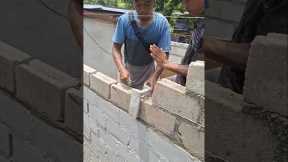 the fastest tool for leveling the mortar for installing bricks.