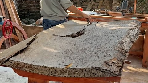 The Incredible Transformation: Turning a Hard Driftwood Slab into a Unique, High-Value Desk