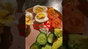 Check out my quick healthy breakfast #brealfast #shorts #tomato #eggs