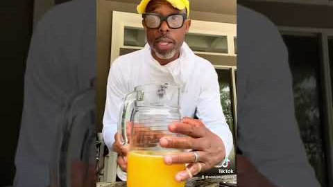 How to use citrus peels to repel aphids and other pests from you garden.