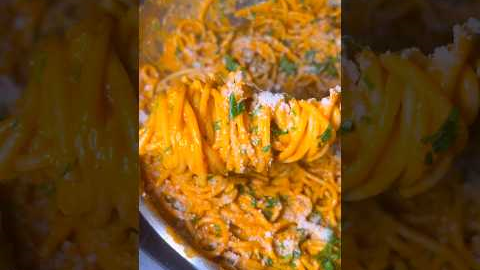 Sneaky Veggie Pasta that Even Picky Eaters Will Love!