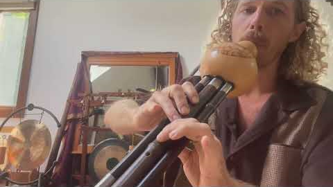 Learn to play the hulusi
